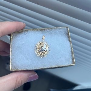Pendant gold 10k